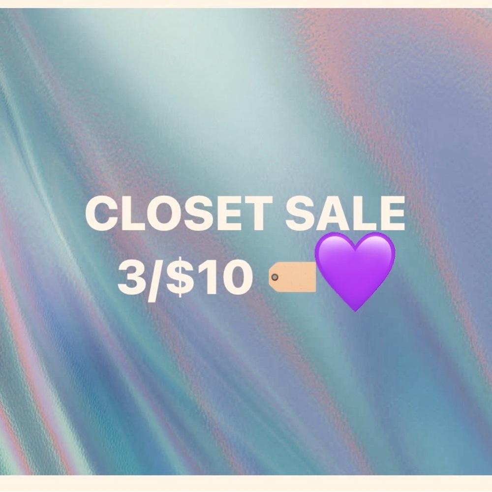 Limited time closet sale- 3/$10 🏷️